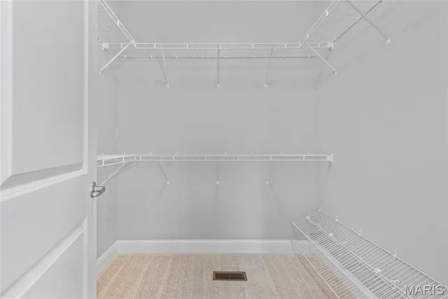 $500,000 | 237 Meridian Oaks Drive, Glen Carbon, IL 62034