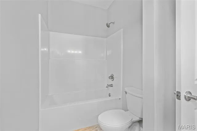 $500,000 | 237 Meridian Oaks Drive, Glen Carbon, IL 62034