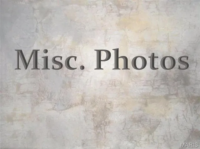 $500,000 | 237 Meridian Oaks Drive, Glen Carbon, IL 62034