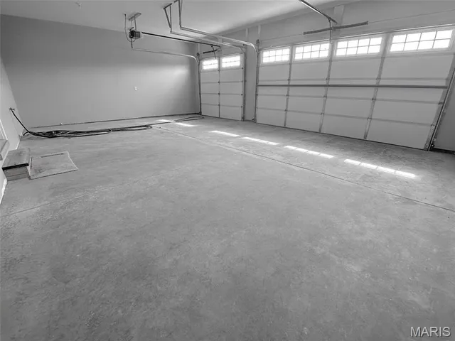 $500,000 | 237 Meridian Oaks Drive, Glen Carbon, IL 62034