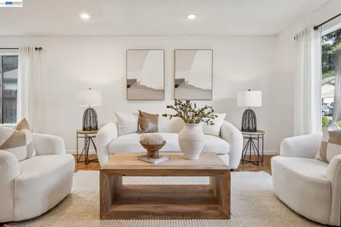 $999,000 | 28071 Dobbel Avenue, Hayward, CA 94542