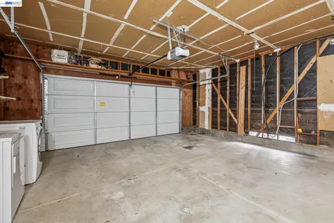 $999,000 | 28071 Dobbel Avenue, Hayward, CA 94542