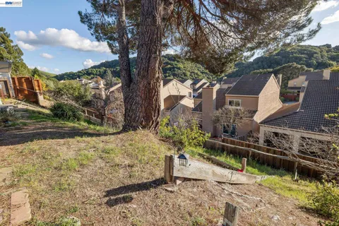 $999,000 | 28071 Dobbel Avenue, Hayward, CA 94542