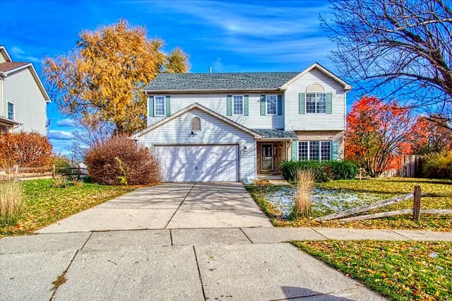 $420,000 | 1731 Redwood Lane, McHenry, IL 60051