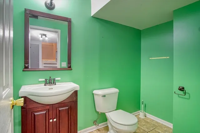 $420,000 | 1731 Redwood Lane, McHenry, IL 60051