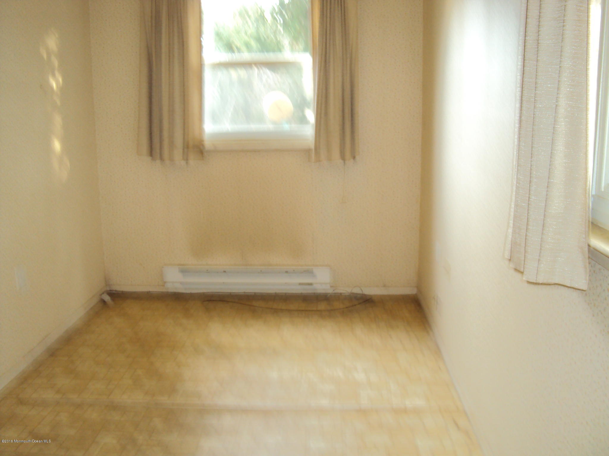 24 Stonybrook Road Whiting, NJ 08759 - Photo 6 of 17 DSC05803