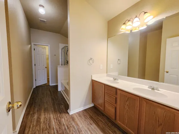 $1,700 | 5402 Tomas Circle, San Antonio, TX 78240