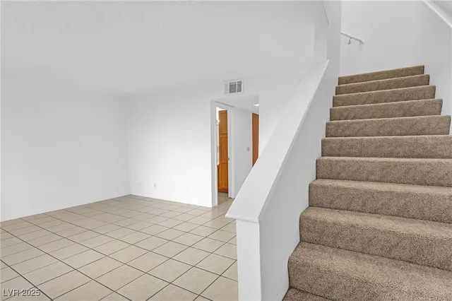 $1,350 | 7030 Burcot Avenue, Unit F108, Las Vegas, NV 89156