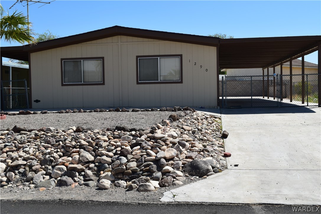 1290 Wilson Road Bullhead City, AZ 86442 - Photo 2 of 28 Gallery Image 2