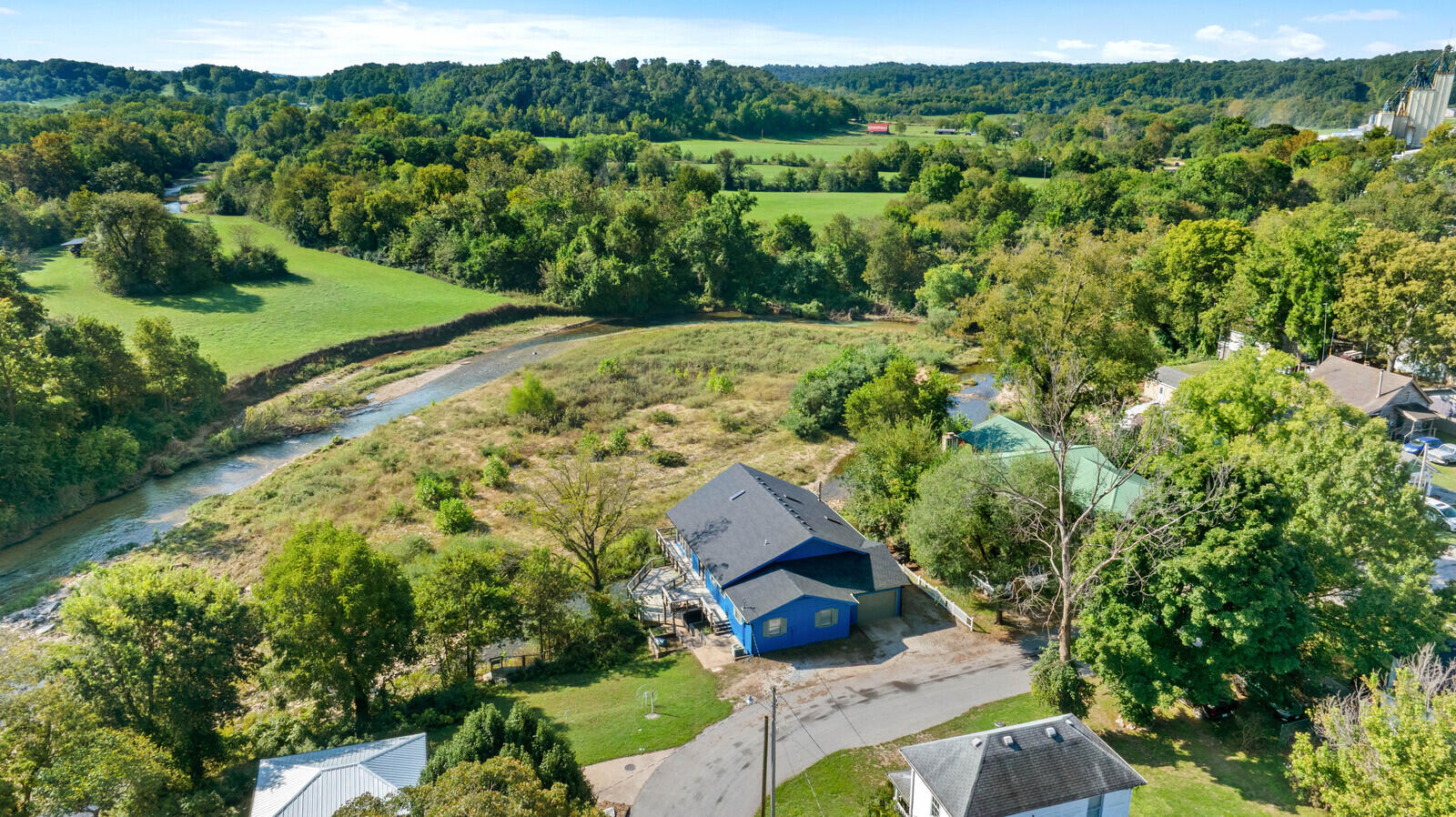 209 Mill Road Anderson, MO 64831 - Photo 3 of 43 37_209_Mills_St_Anderson_MO_No_Watermark