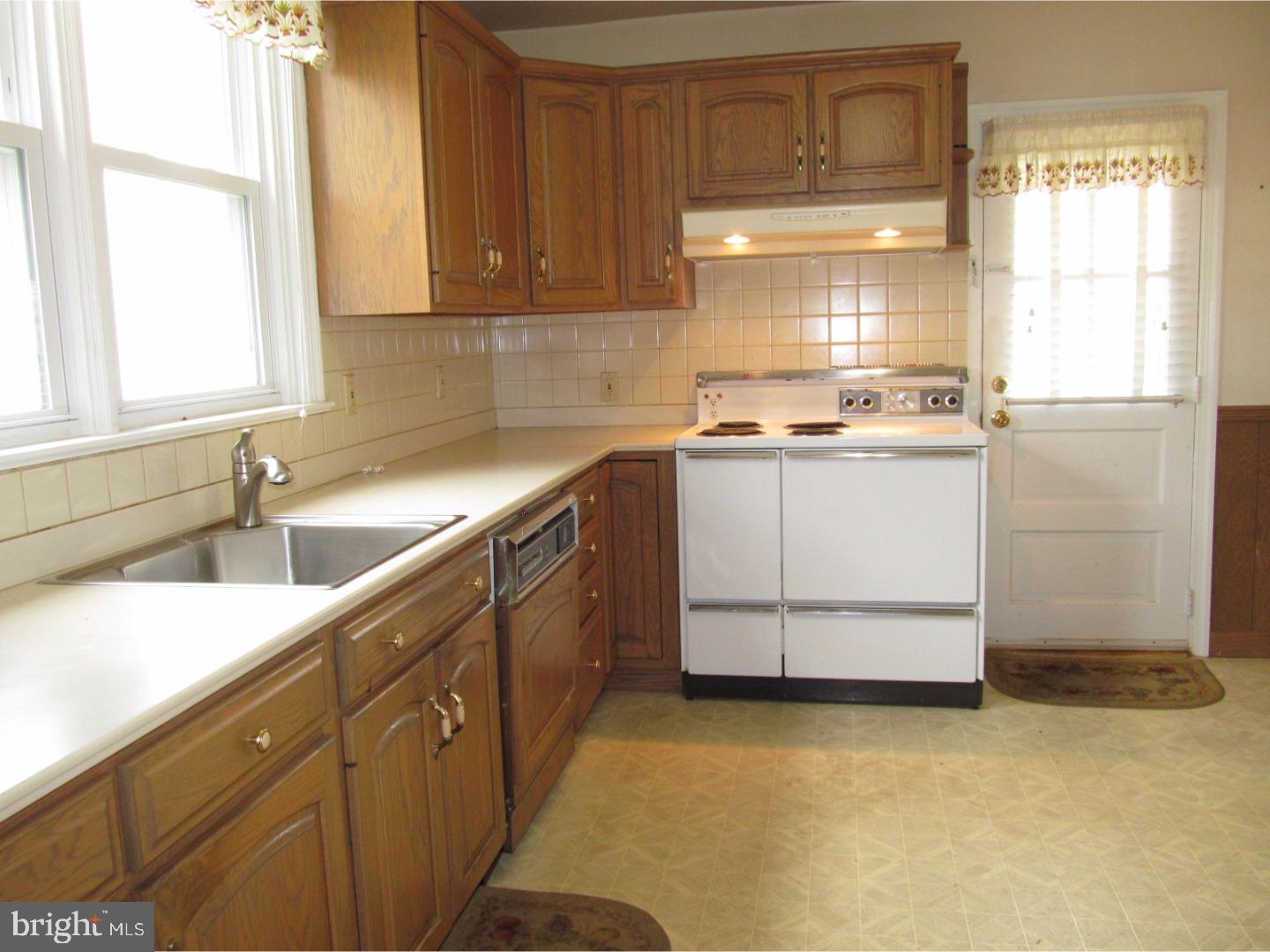 772 Humphreys Road Ardmore, PA 19003 - Photo 14 of 25 Kitchen