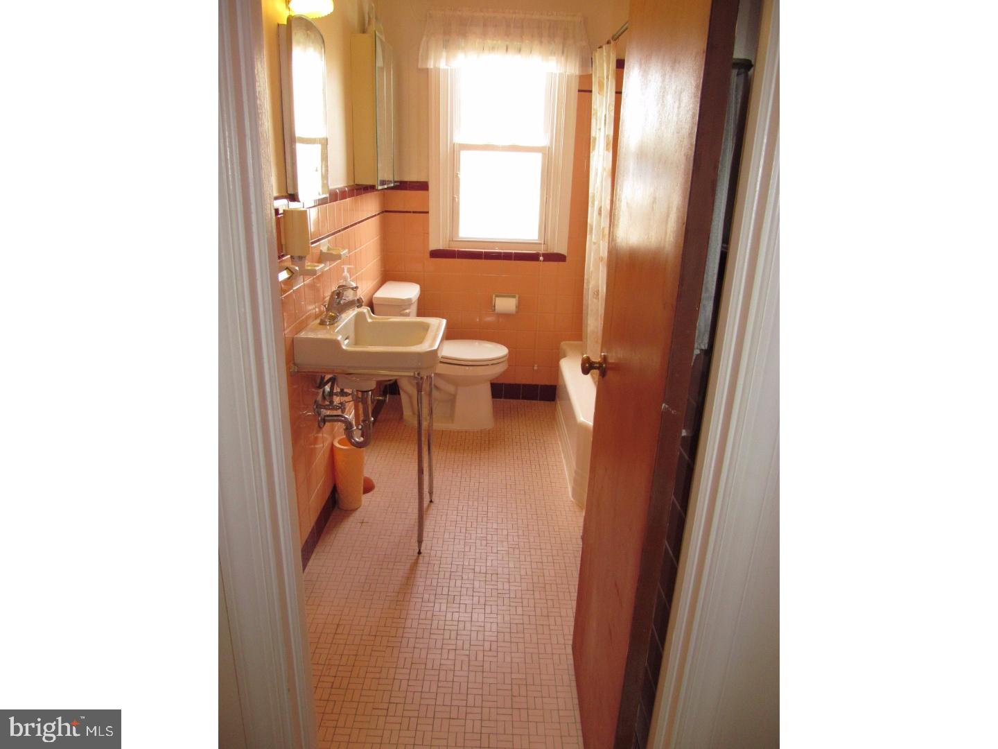 772 Humphreys Road Ardmore, PA 19003 - Photo 23 of 25 Bathroom