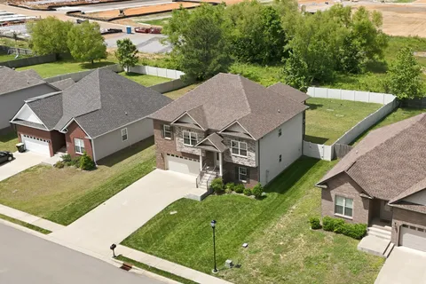 $430,000 | 340 Chase Drive, Clarksville, TN 37043