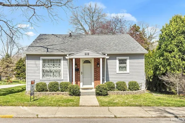 $299,900 | 618 West 3rd Street, Bloomington, IN 47404