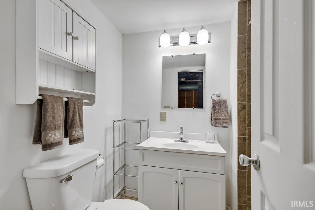 618 West 3rd Street Bloomington, IN 47404 - Photo 14 of 32