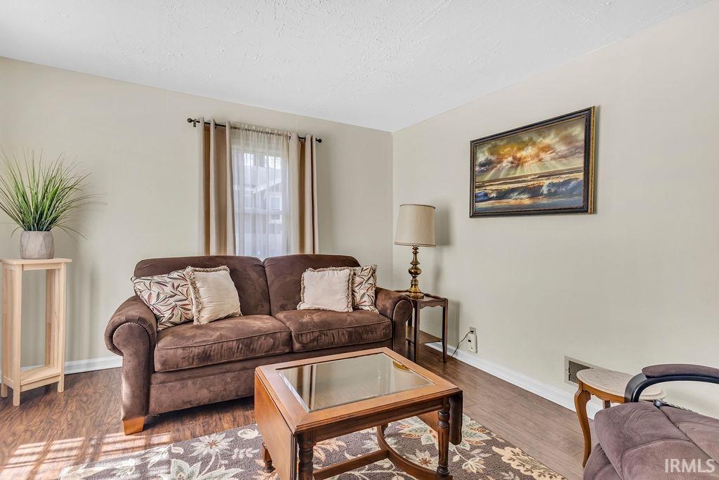 618 West 3rd Street Bloomington, IN 47404 - Photo 3 of 32
