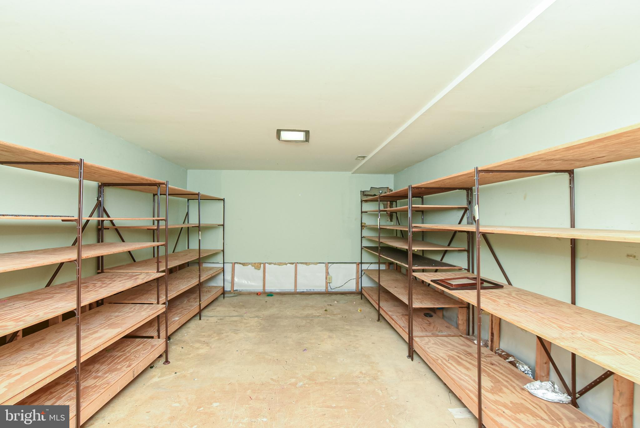 455 Courthouse Road Stafford, VA 22554 - Photo 39 of 62 Storage room