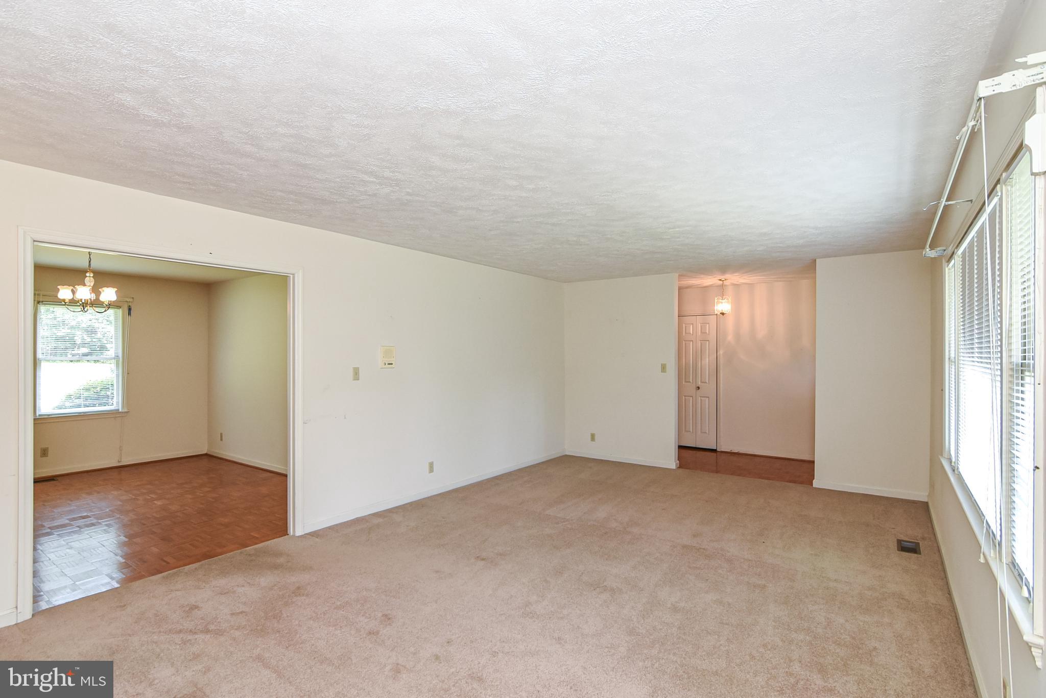 455 Courthouse Road Stafford, VA 22554 - Photo 7 of 62 Liviing Room view into Dining Room