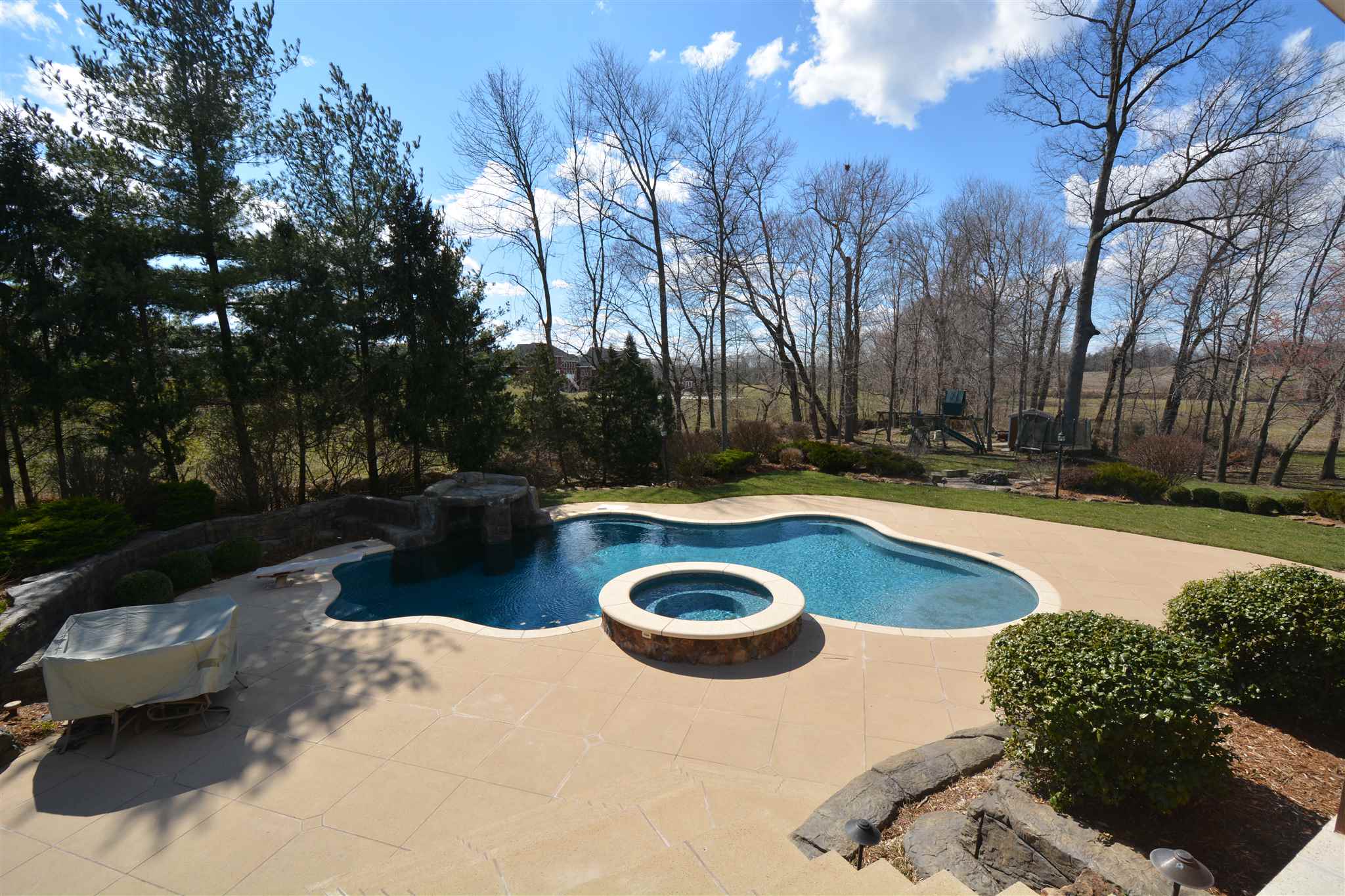 1705 Cobblestone Road Jasper, IN 47546 - Photo 14 of 16 Gallery Image 14