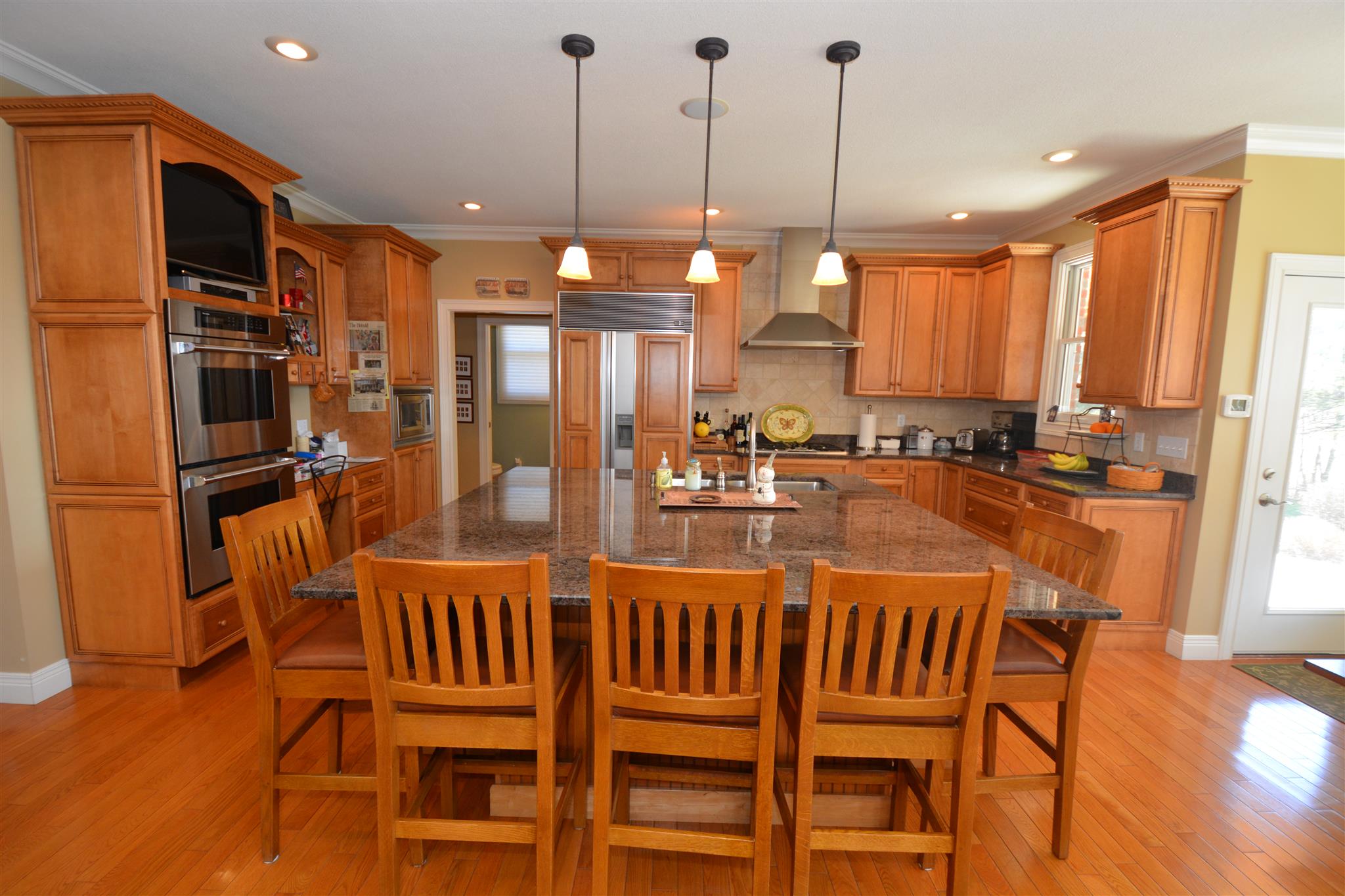 1705 Cobblestone Road Jasper, IN 47546 - Photo 3 of 16 Gallery Image 3