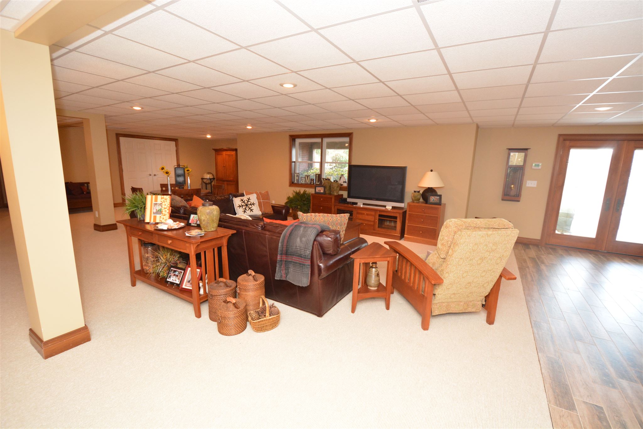 1705 Cobblestone Road Jasper, IN 47546 - Photo 10 of 16 Gallery Image 10