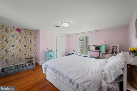 $895,000 | 19 East Loudoun Street, Round Hill, VA 20141