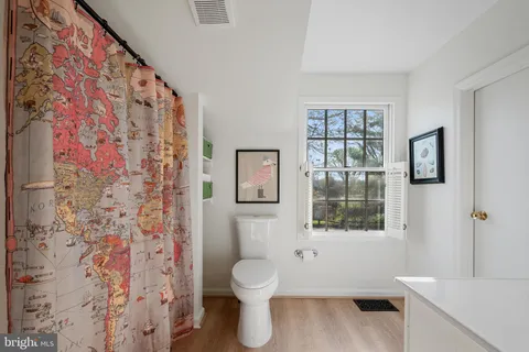 $895,000 | 19 East Loudoun Street, Round Hill, VA 20141