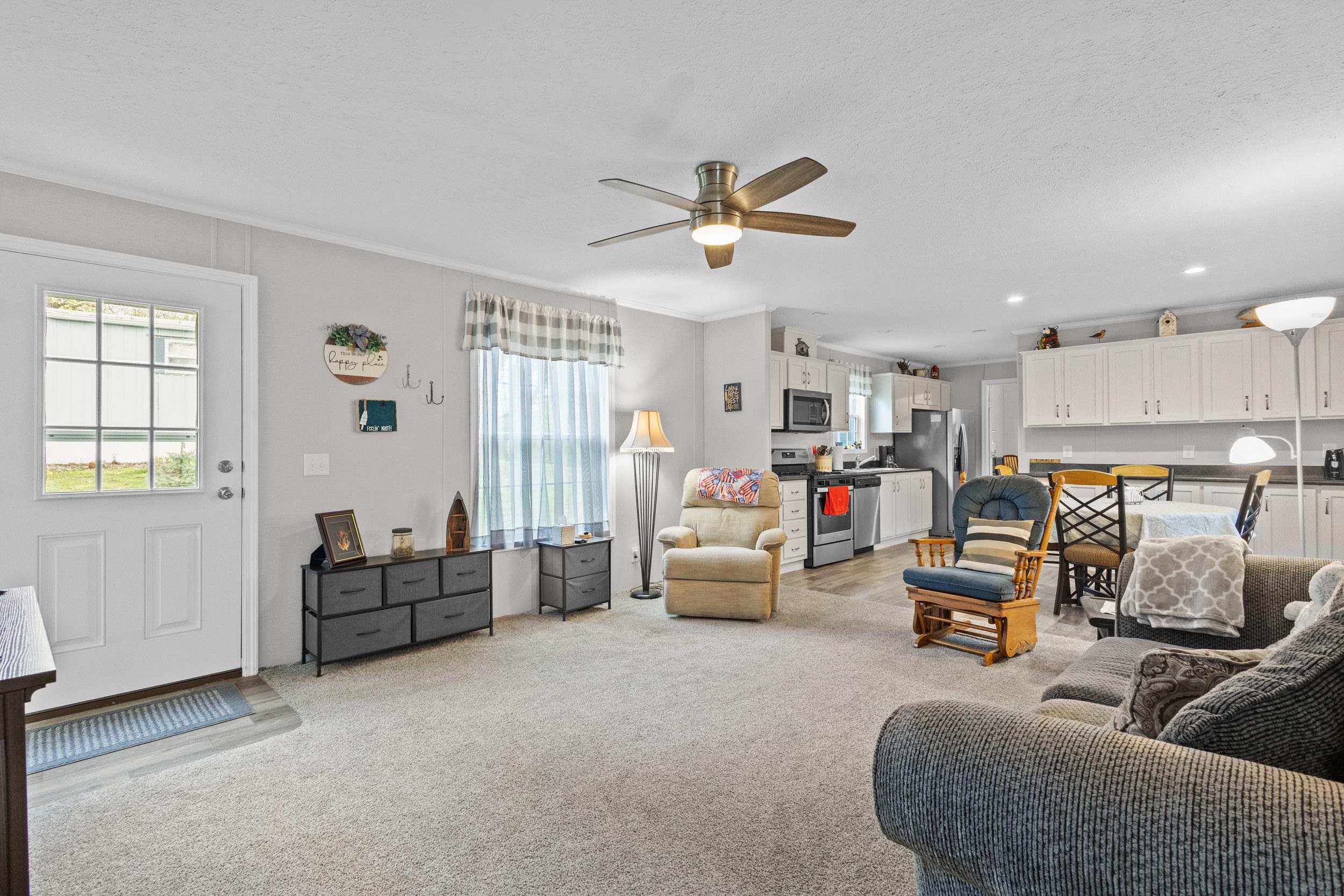 W1325 Spring Grove Road Ripon, WI 54971 - Photo 13 of 68