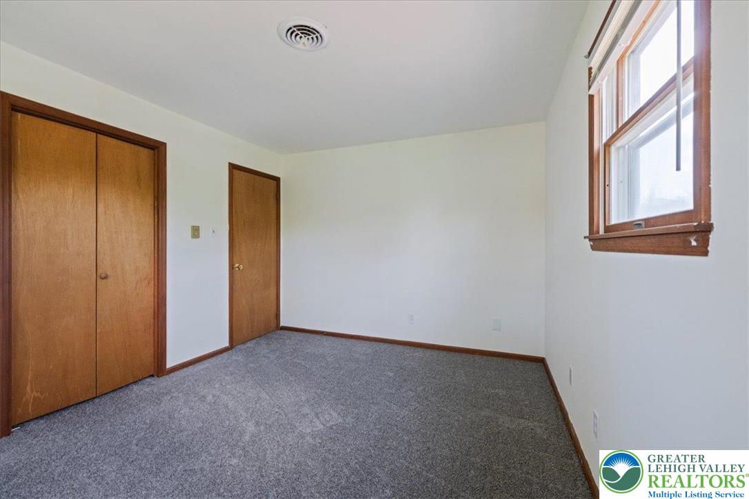 1250 Minesite Road Allentown, PA 18103 - Photo 16 of 39