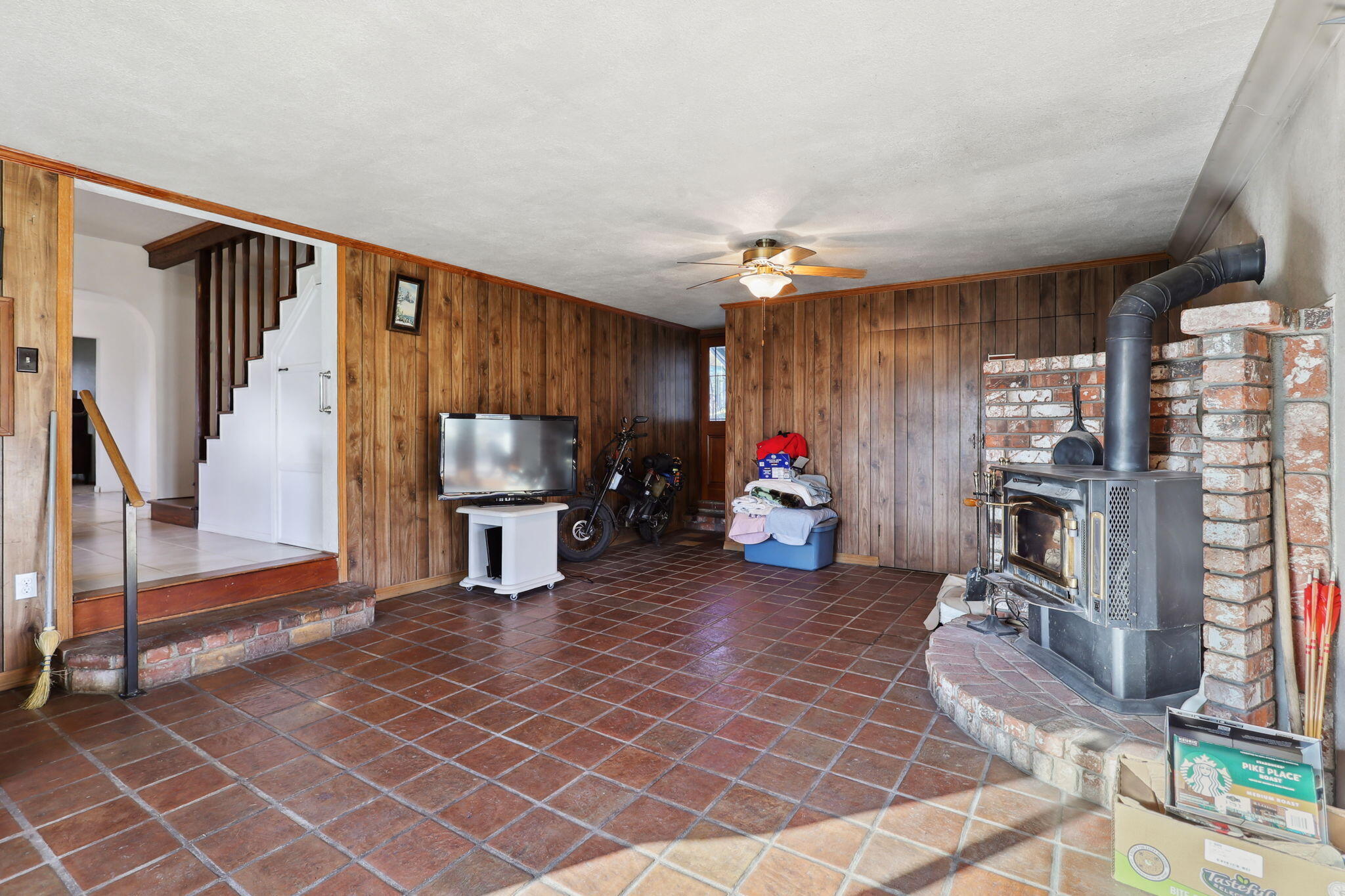 5300 Cedars Road Redding, CA 96001 - Photo 5 of 31 20-web-or-mls-8Q0A4752
