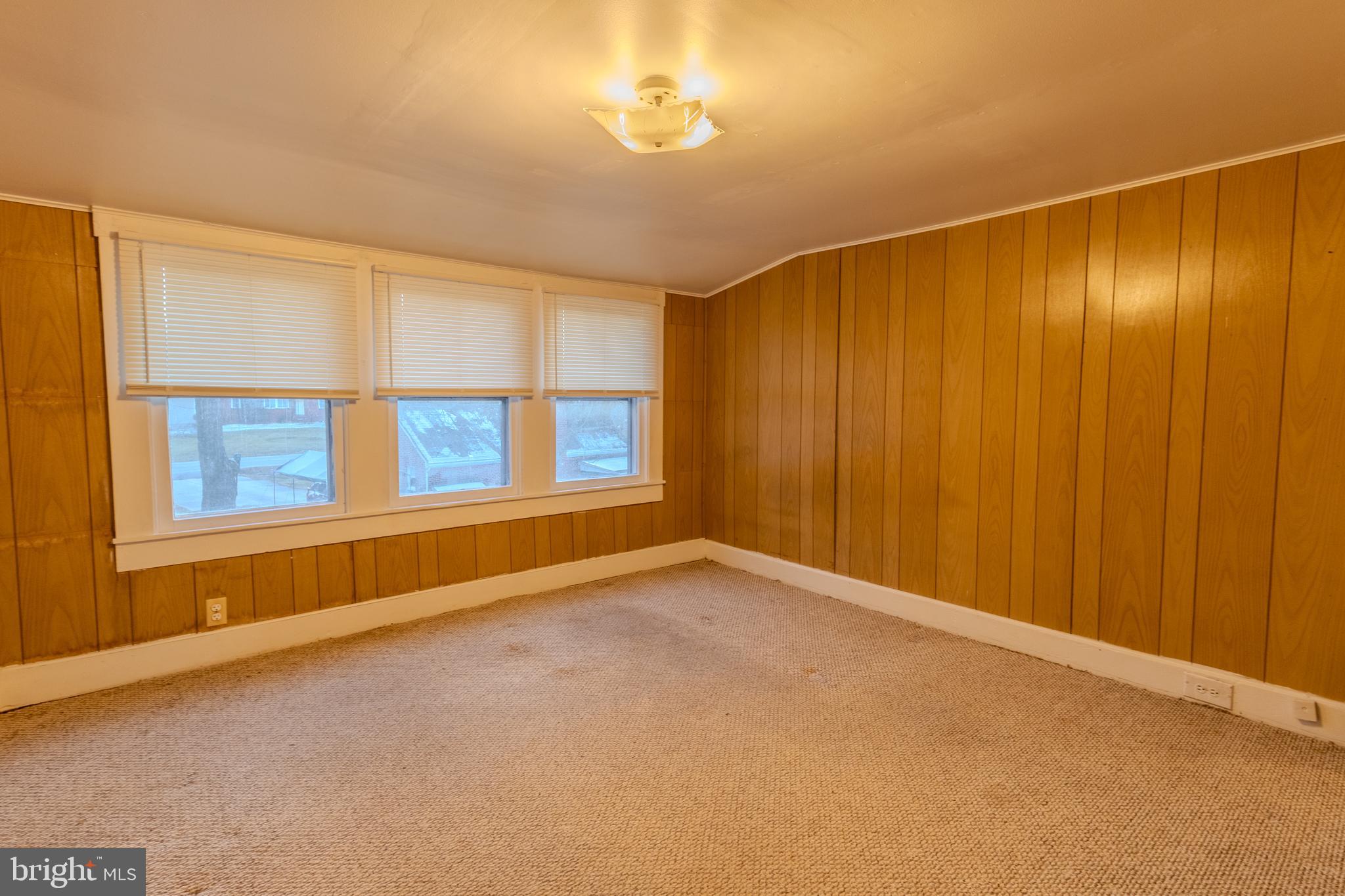 1168 Mt Zion Marlboro Road Lothian, MD 20711 - Photo 25 of 26 an empty room with windows