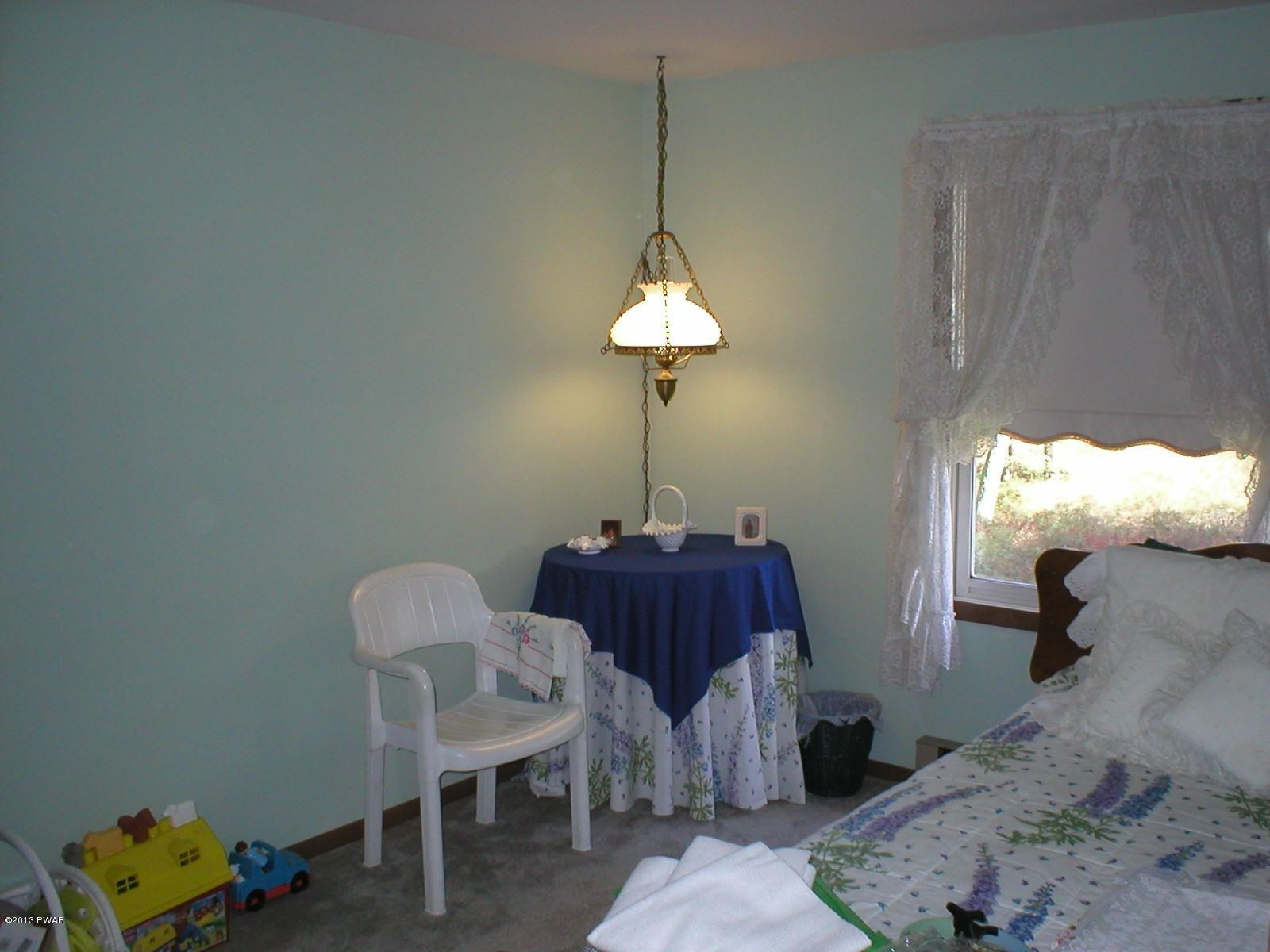 396 Little Walker Road Shohola, PA 18458 - Photo 10 of 50