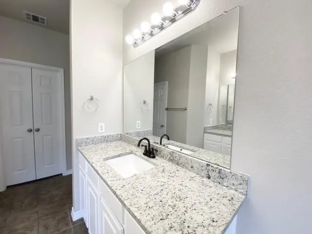 $2,900 | 7676 St Stephen's Square, Frisco, TX 75035