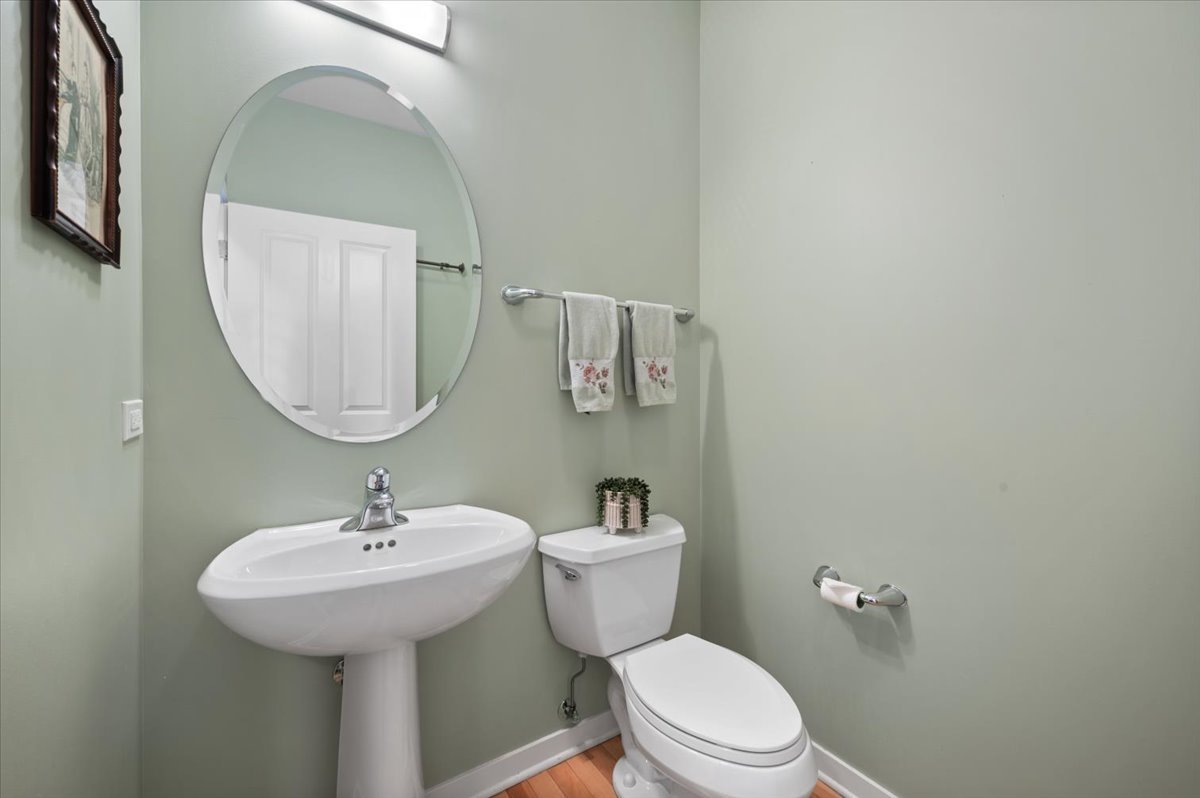 927 South Lytle Street Chicago, IL 60607 - Photo 16 of 32