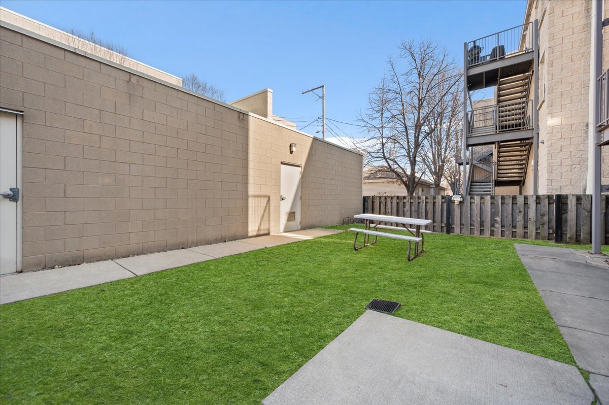 927 South Lytle Street Chicago, IL 60607 - Photo 29 of 32