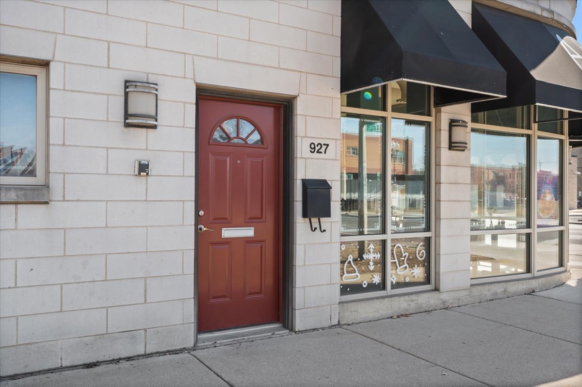 927 South Lytle Street Chicago, IL 60607 - Photo 3 of 32