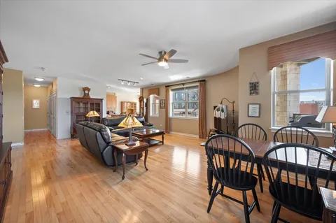 $625,000 | 927 South Lytle Street, Chicago, IL 60607