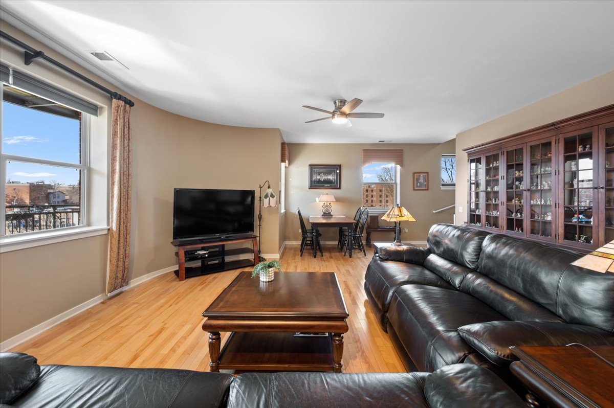 927 South Lytle Street Chicago, IL 60607 - Photo 7 of 32