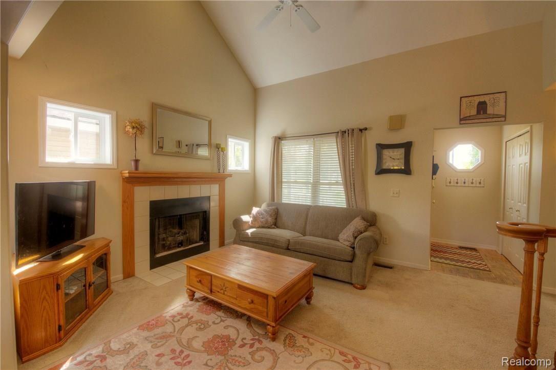 473 East Barron Road Howell, MI 48855 - Photo 16 of 26 10.jpg