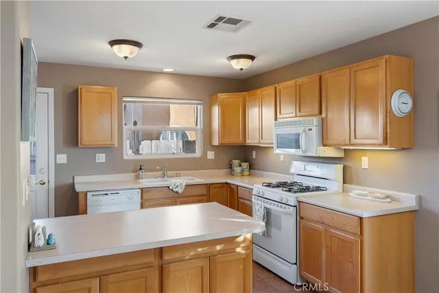 $575,000 | 1675 21st Street, Unit 12, Oceano, CA 93445