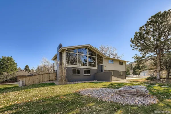 a house view with a outdoor space