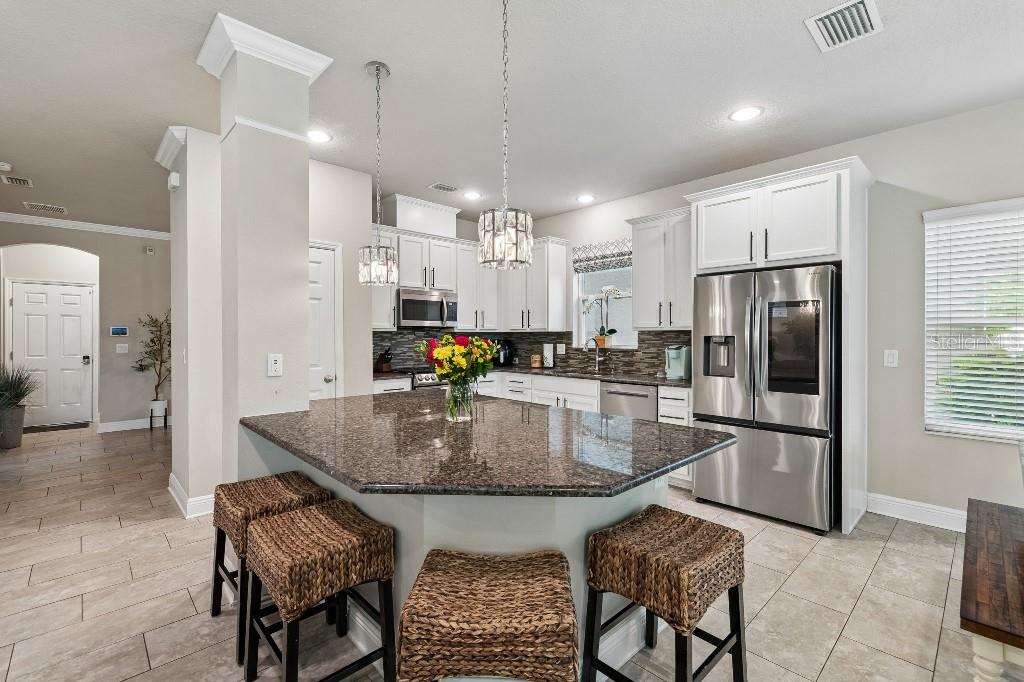 14304 Parkside Ridge Way Lithia, FL 33547 - Photo 11 of 38