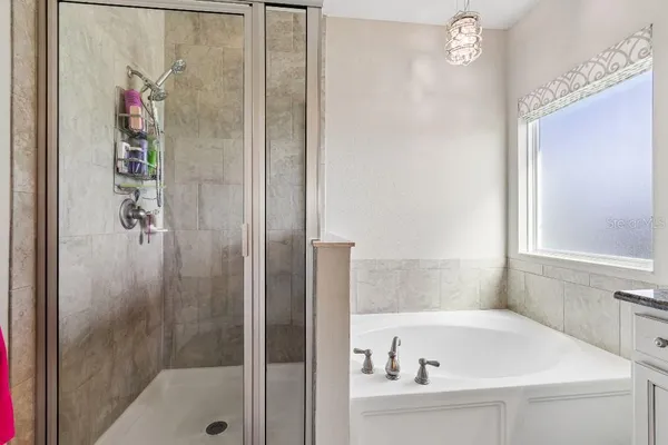 $550,000 | 14304 Parkside Ridge Way, Lithia, FL 33547
