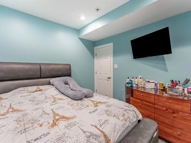 $710,000 | 5330 West Drummond Place, Chicago, IL 60639