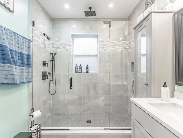 $710,000 | 5330 West Drummond Place, Chicago, IL 60639