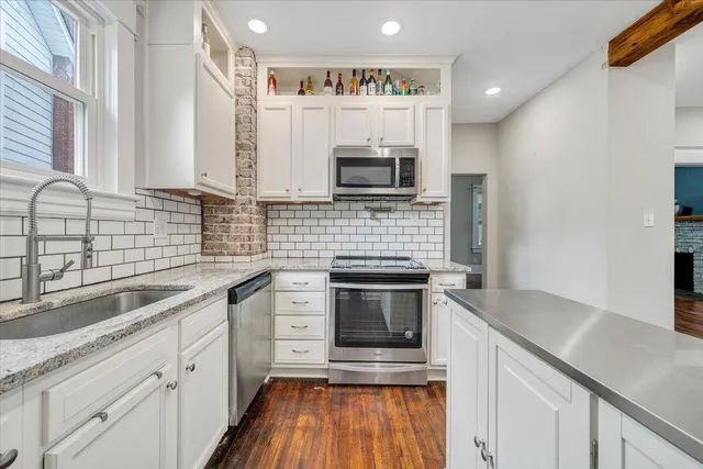 $239,000 | 1414 Kenwood Boulevard Southeast, Roanoke, VA 24013