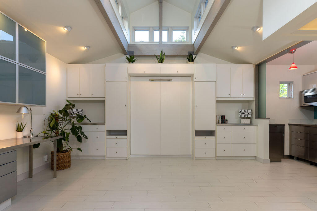 1623 Chapala Street Santa Barbara, CA 93101 - Photo 34 of 50 Studio