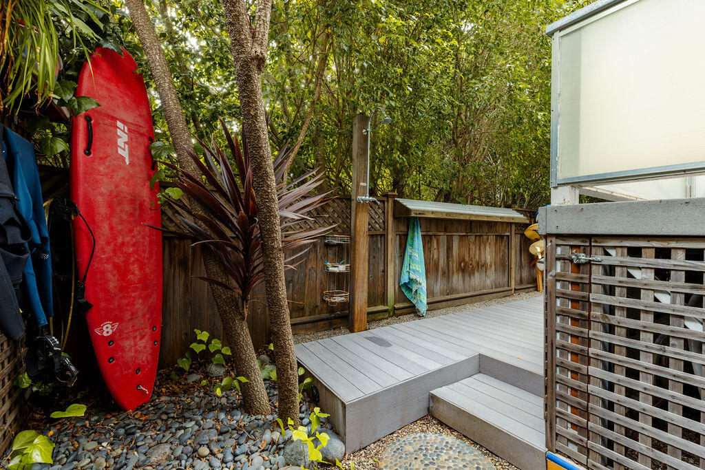 1623 Chapala Street Santa Barbara, CA 93101 - Photo 41 of 50 Outdoor Shower Area