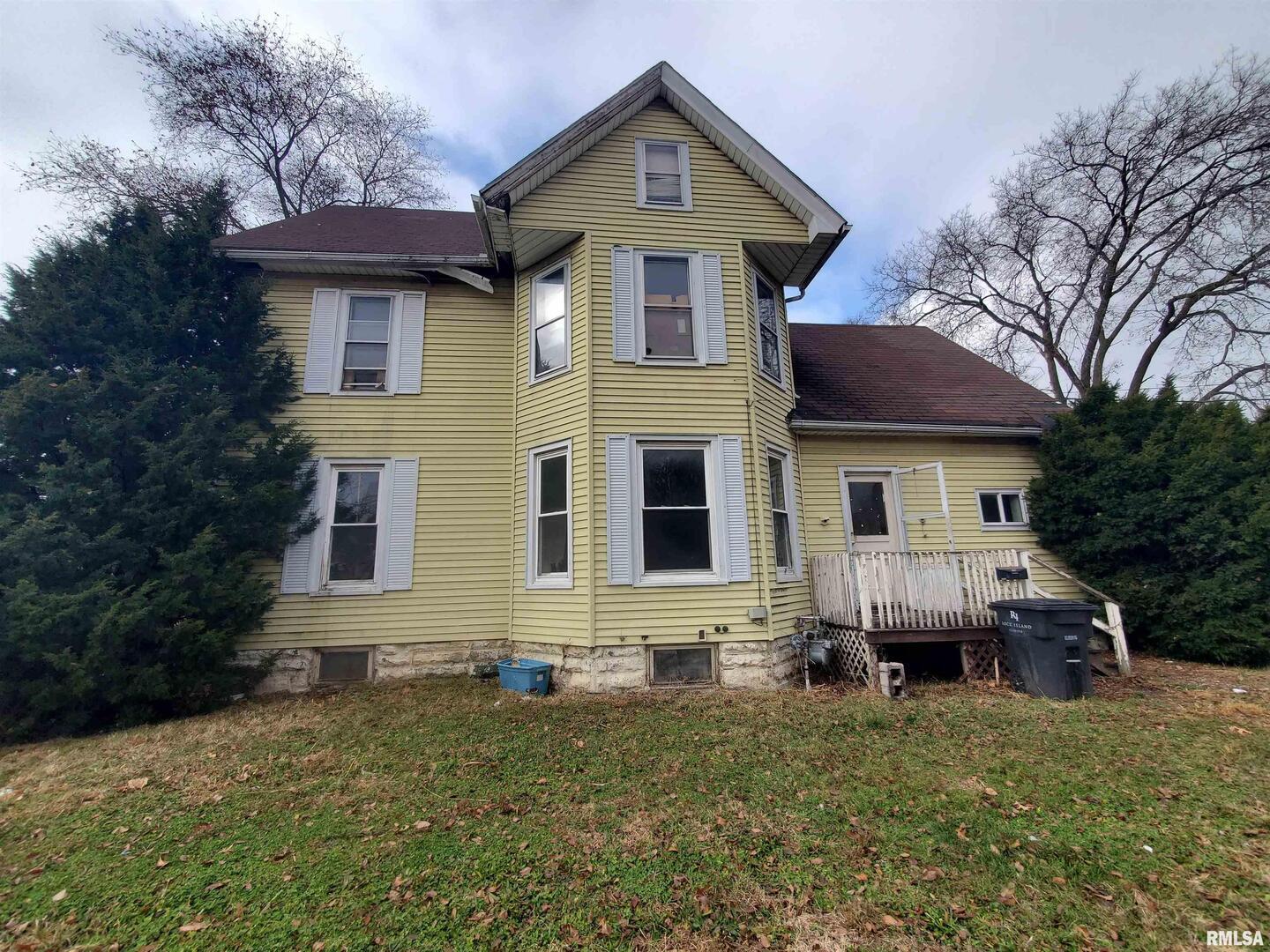 1031 10th Avenue Rock Island, IL 61201 - Photo 13 of 20