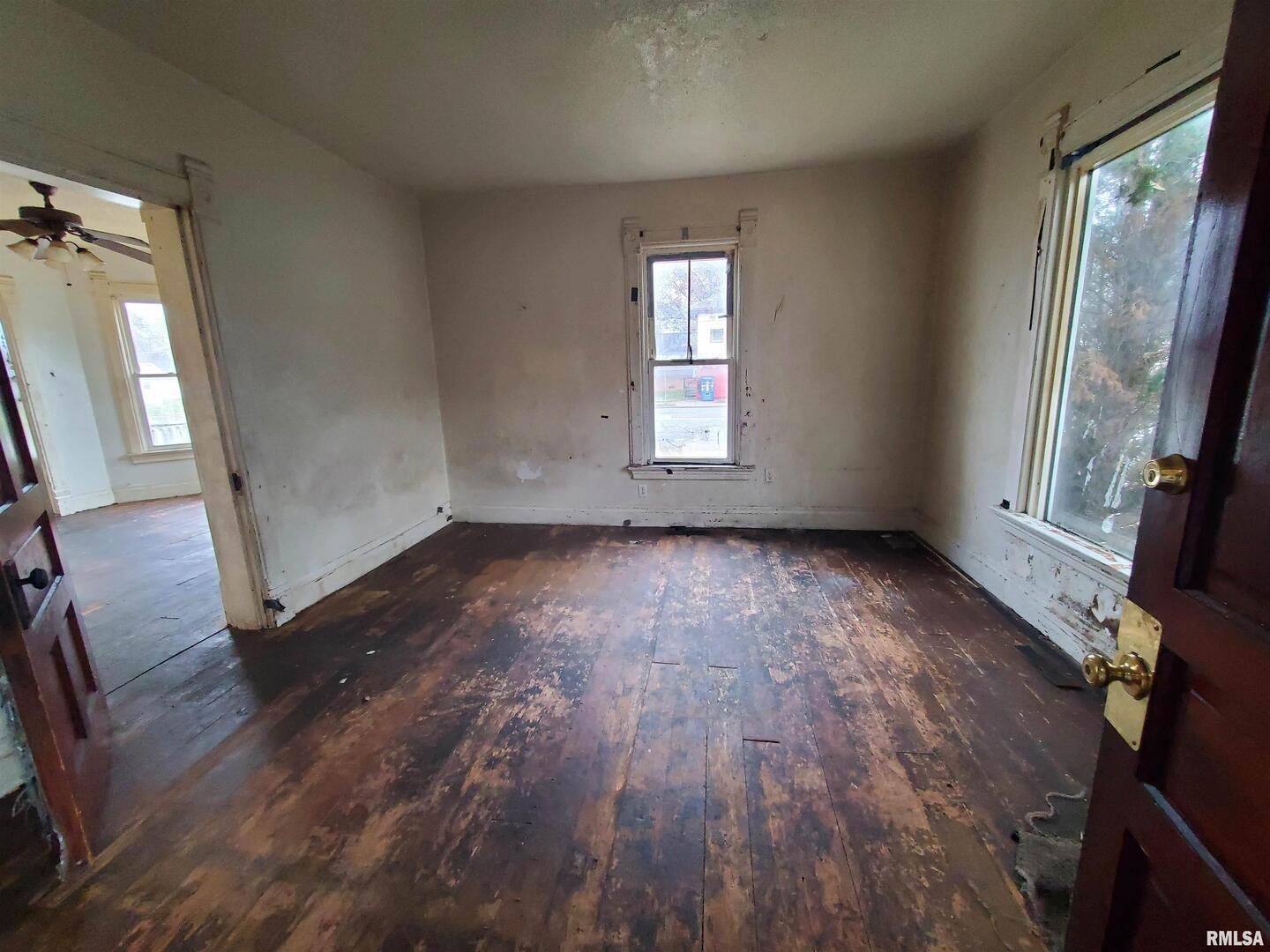 1031 10th Avenue Rock Island, IL 61201 - Photo 16 of 20